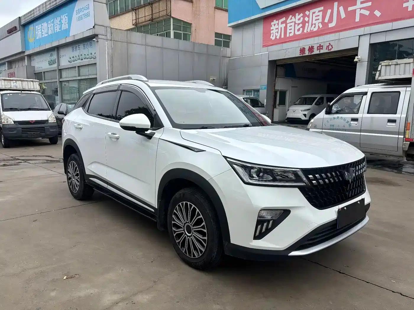 Wuling Xingchi 2023 1.5L CVT Comfort Edition — миниатюра 4