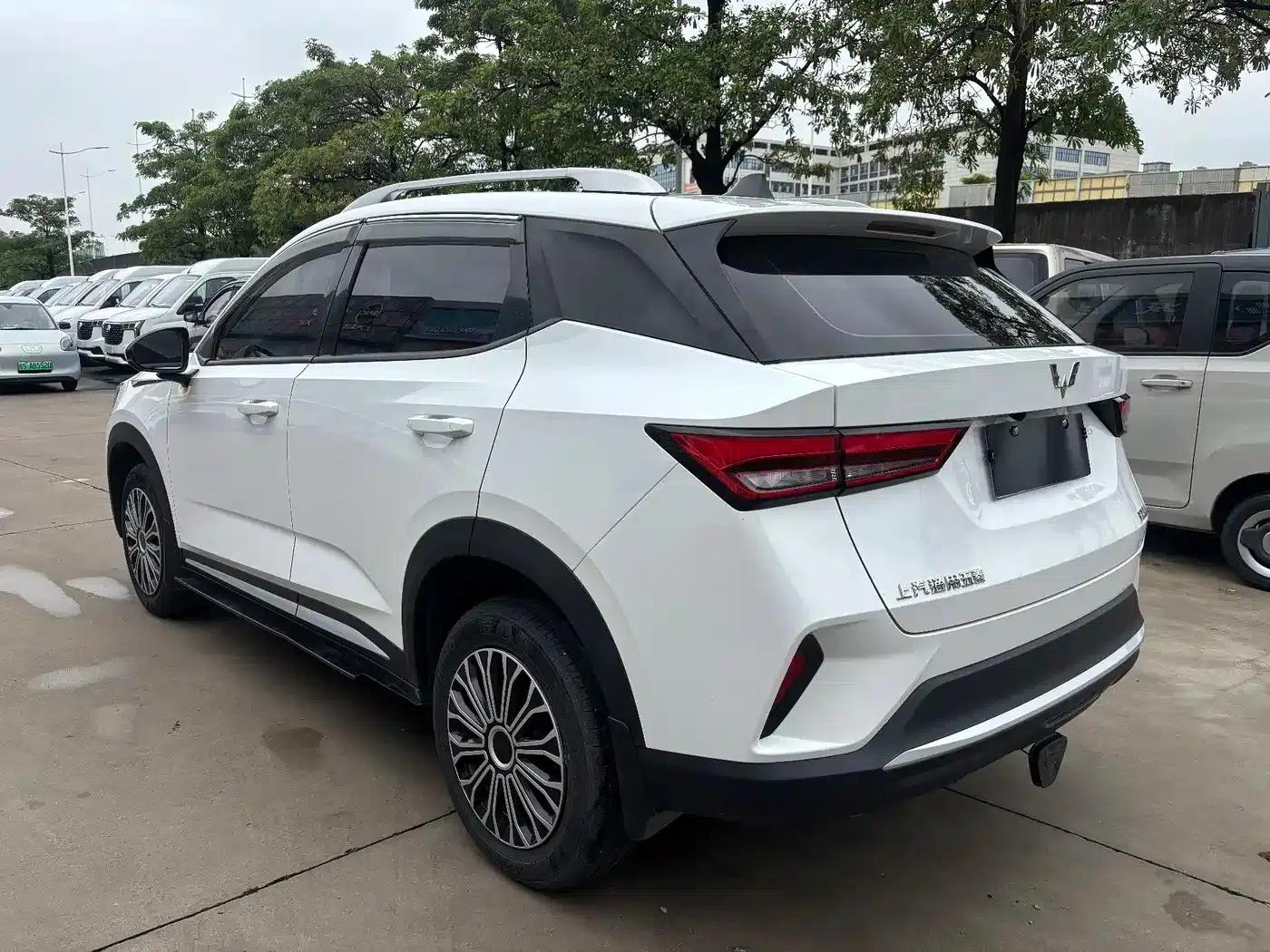 Wuling Xingchi 2023 1.5L CVT Comfort Edition — миниатюра 5