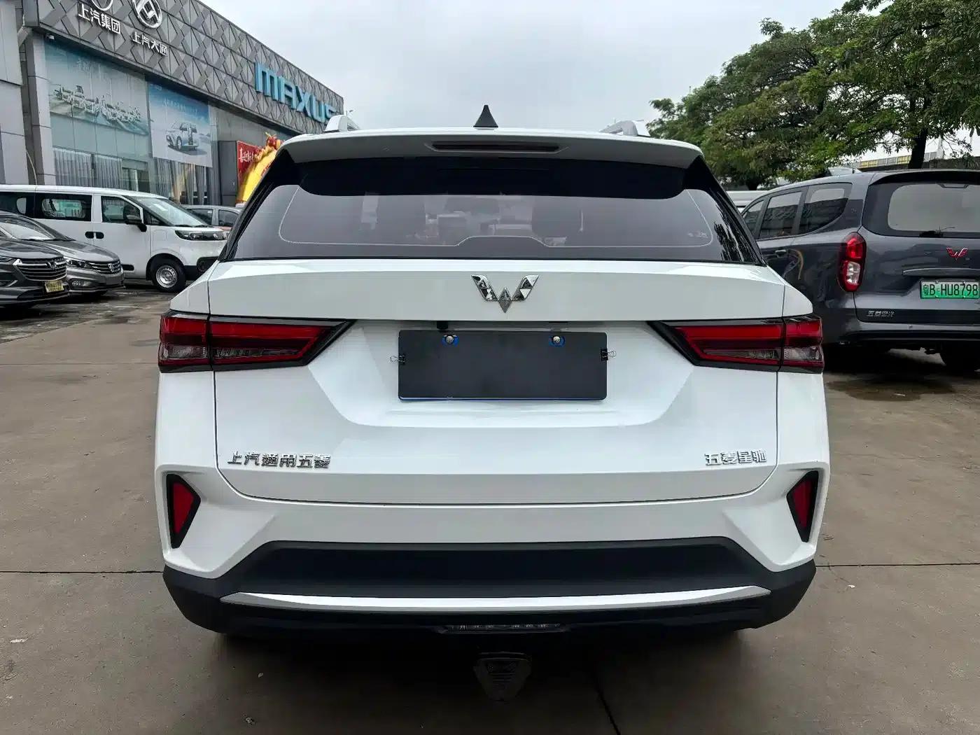 Wuling Xingchi 2023 1.5L CVT Comfort Edition — миниатюра 6