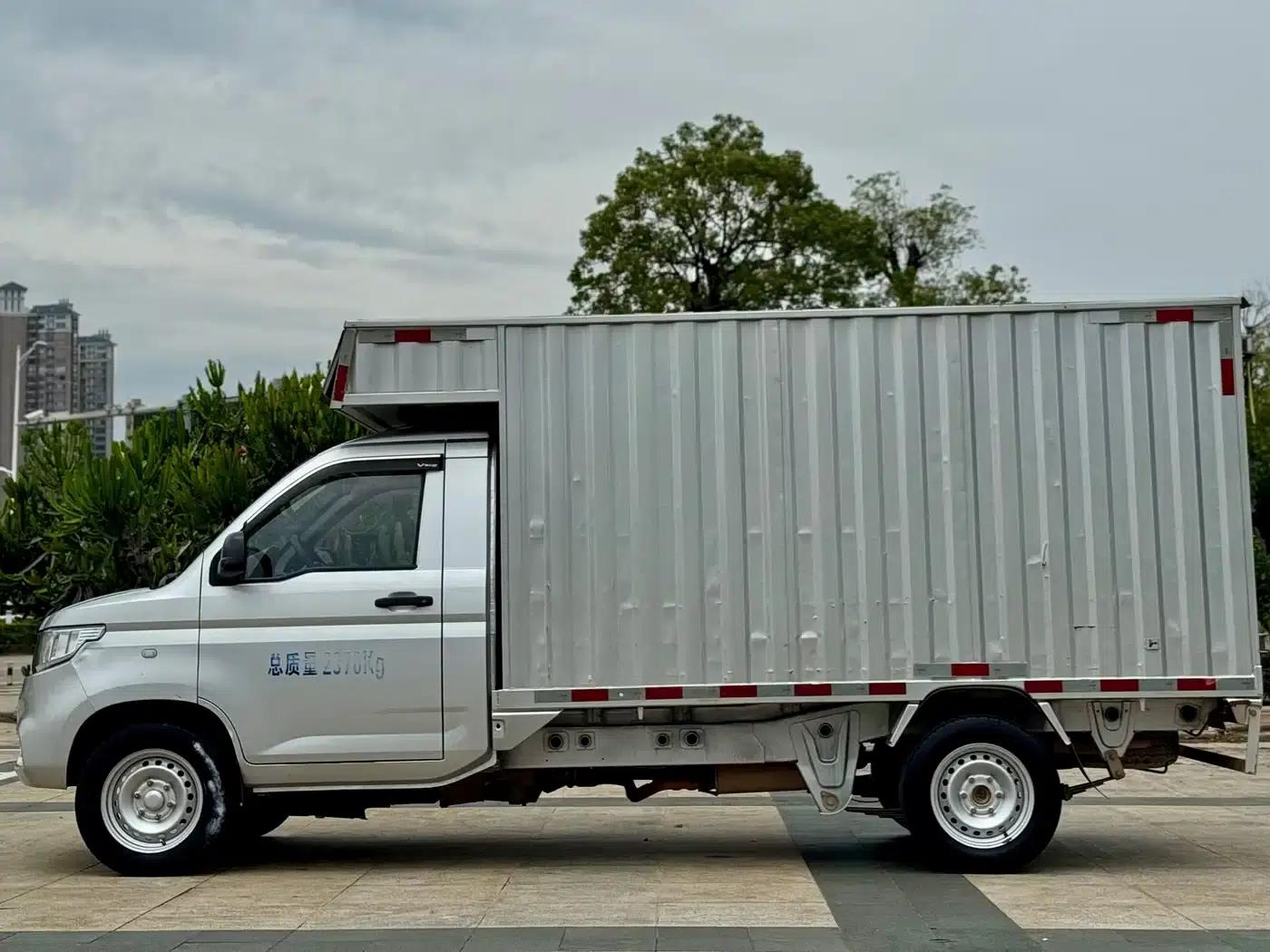 Wuling Rongguang New Truck 2021 Model 1.8L Comfort Single Cab Dual Rear Wheel LJ479Q6 — миниатюра 6