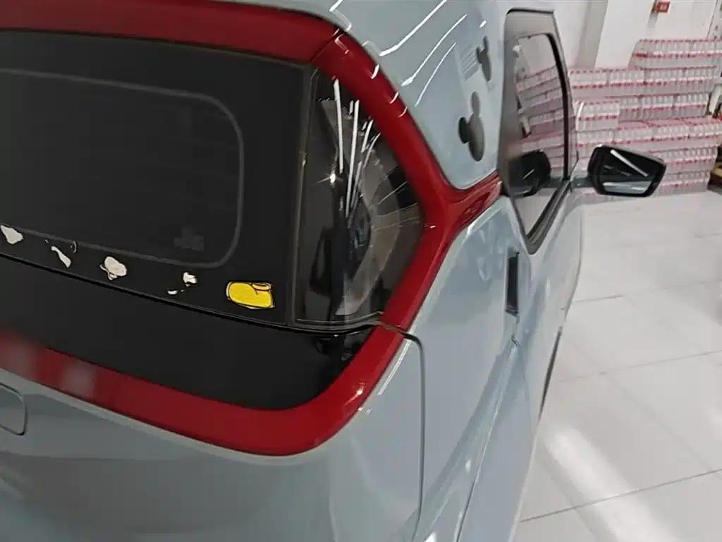 Wuling NanoEV 2021 Fun Edition — миниатюра 8