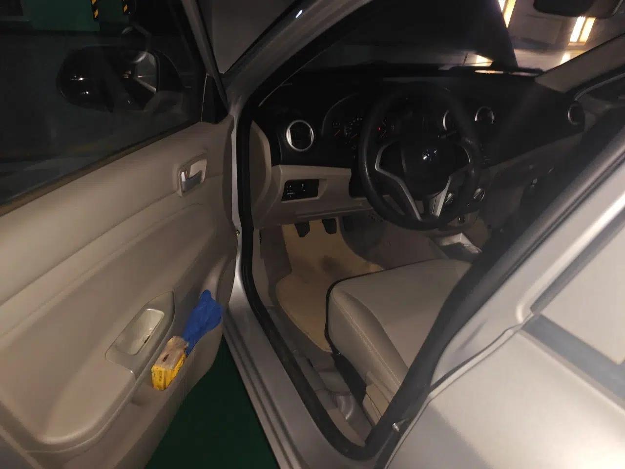 CHANGAN Alsvin V3 2012 1.3L Manual Luxury Version China IV Standard — миниатюра 17