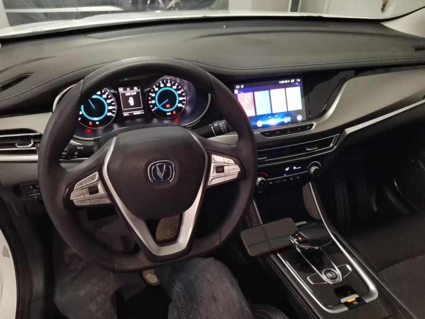 CHANGAN Eado New Energy 2019 EV460 Shared Version — миниатюра 12