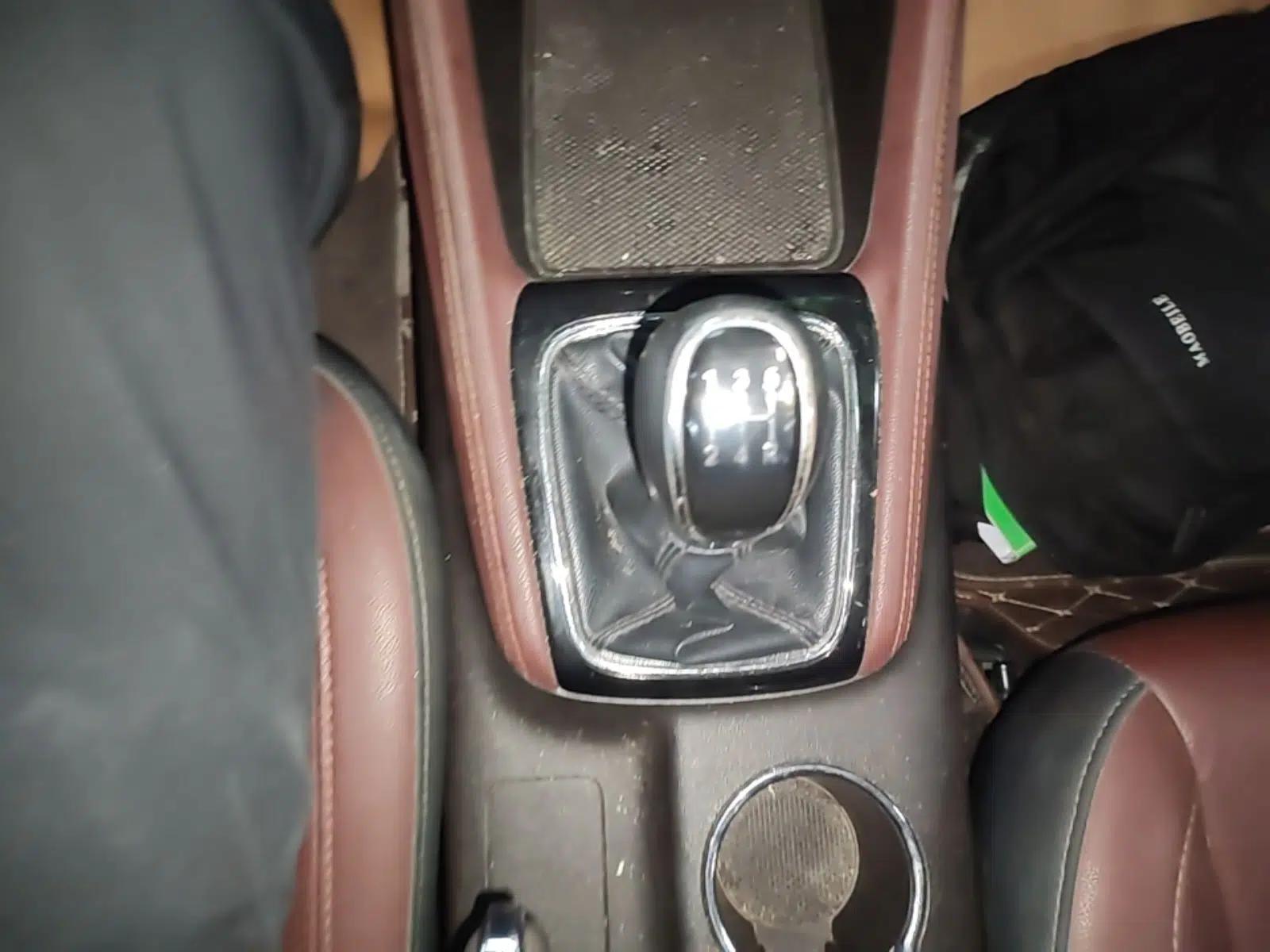 CHANGAN Lingxuan 2017 1.6L Manual Happiness Edition — миниатюра 17