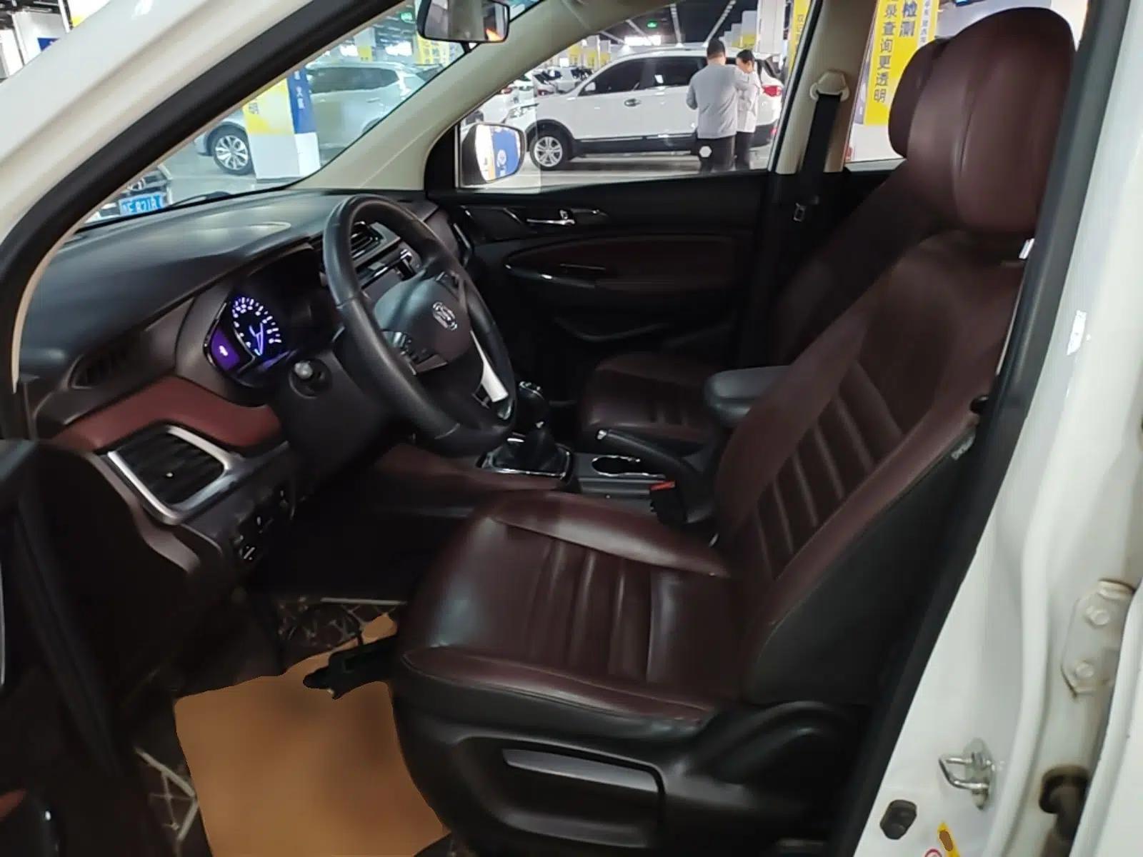 CHANGAN Lingxuan 2017 1.6L Manual Happiness Edition — миниатюра 18