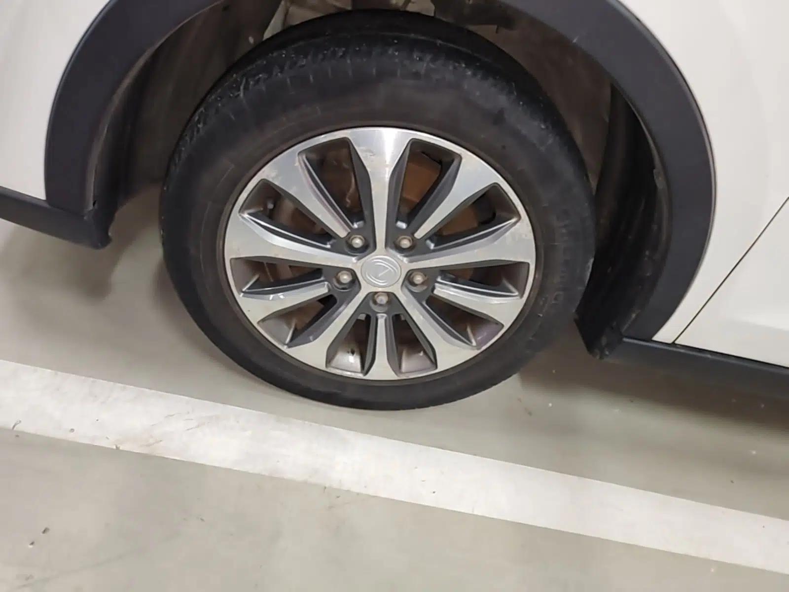 CHANGAN Lingxuan 2017 1.6L Manual Happiness Edition — миниатюра 8