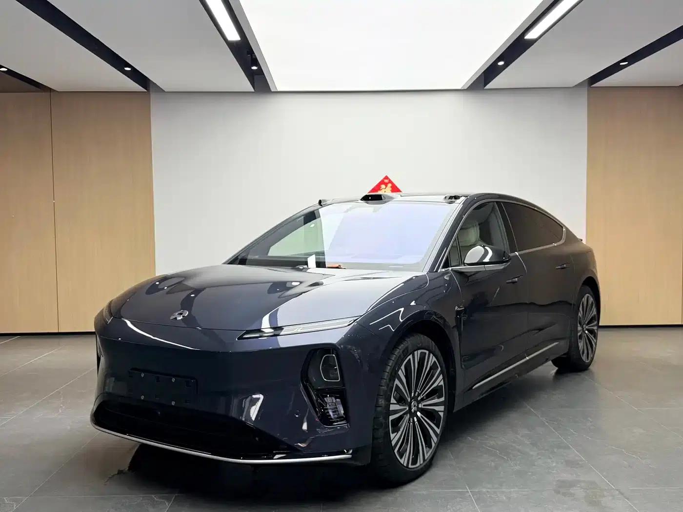 NIO ET9 2025 102kWh Signature Edition — миниатюра 1