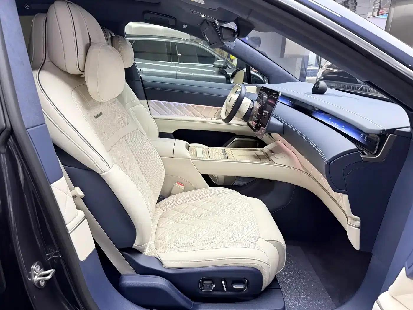 NIO ET9 2025 102kWh Signature Edition — миниатюра 8