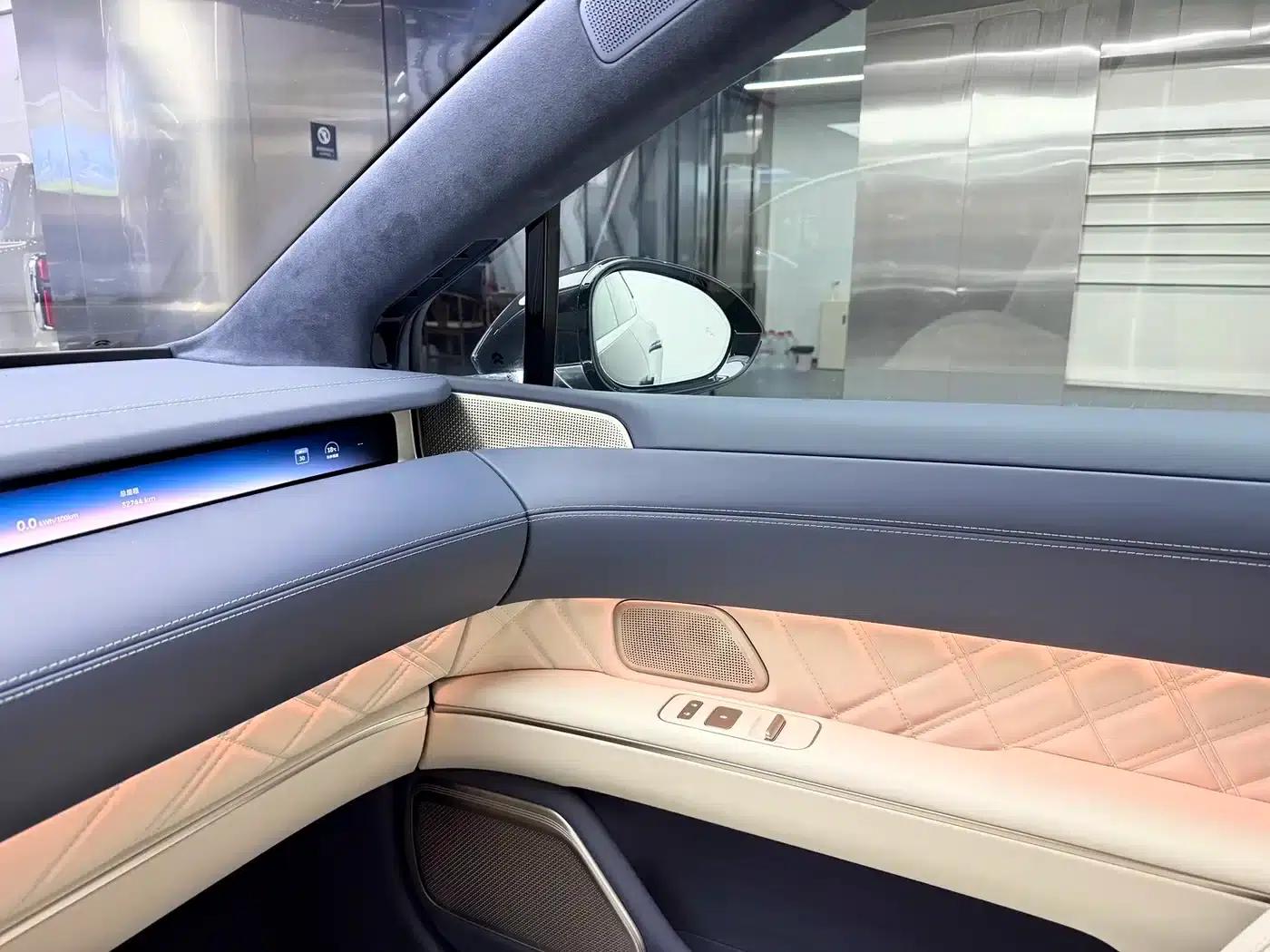 NIO ET9 2025 102kWh Signature Edition — миниатюра 9