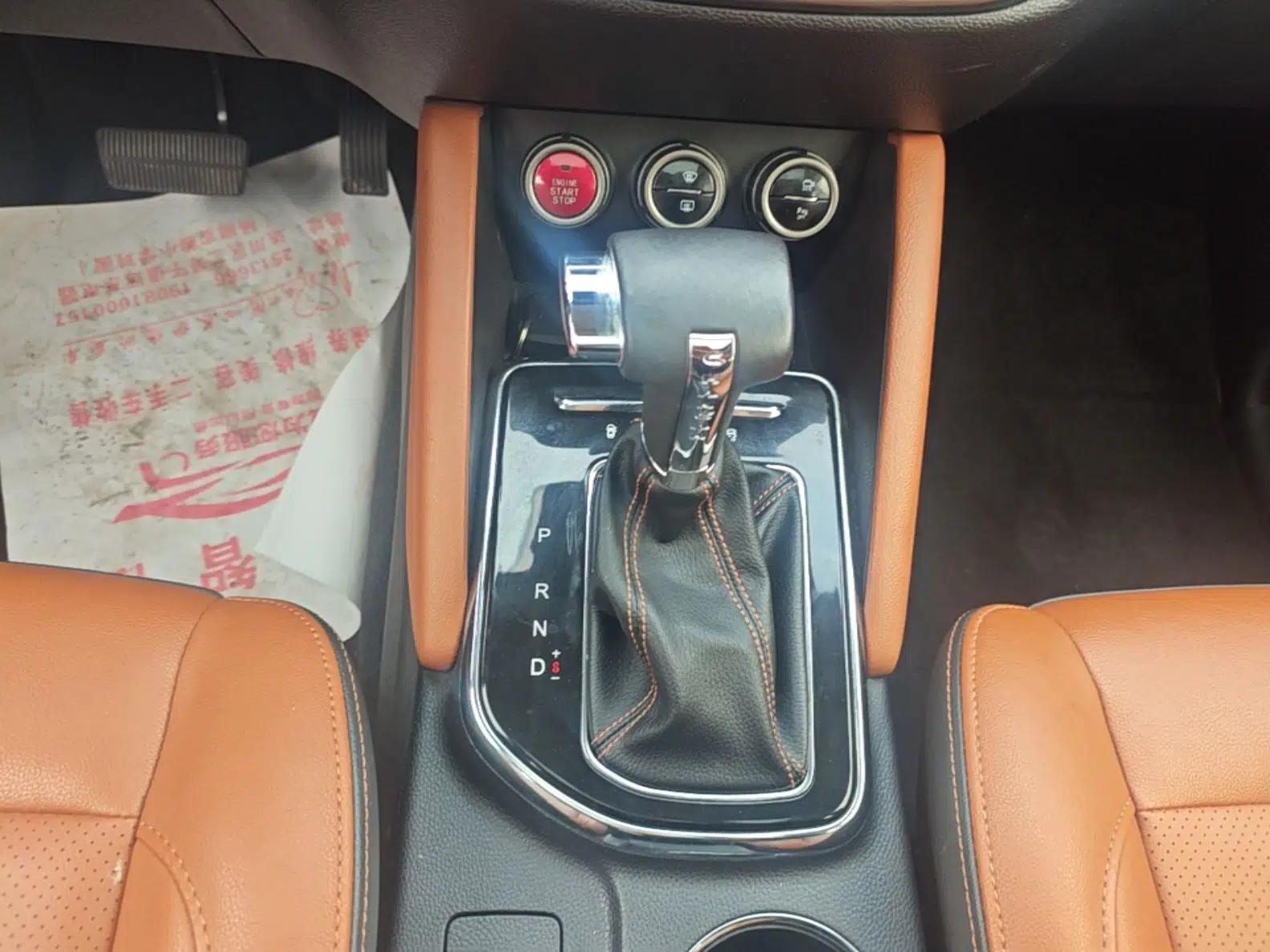 CHANGAN OSHAN CX70 2017 Facelifted CX70T 1.5T Automatic Zunqing Edition — миниатюра 17