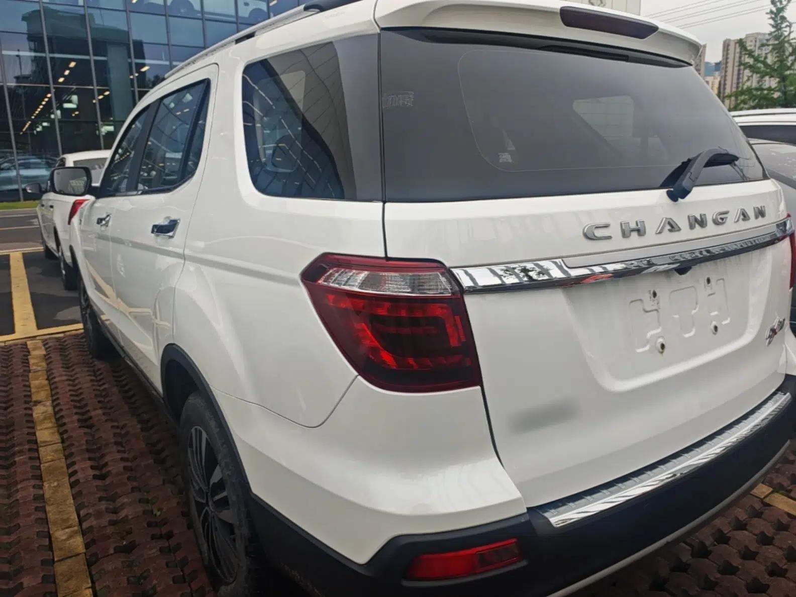 CHANGAN OSHAN CX70 2017 Facelifted CX70T 1.5T Automatic Zunqing Edition — миниатюра 4