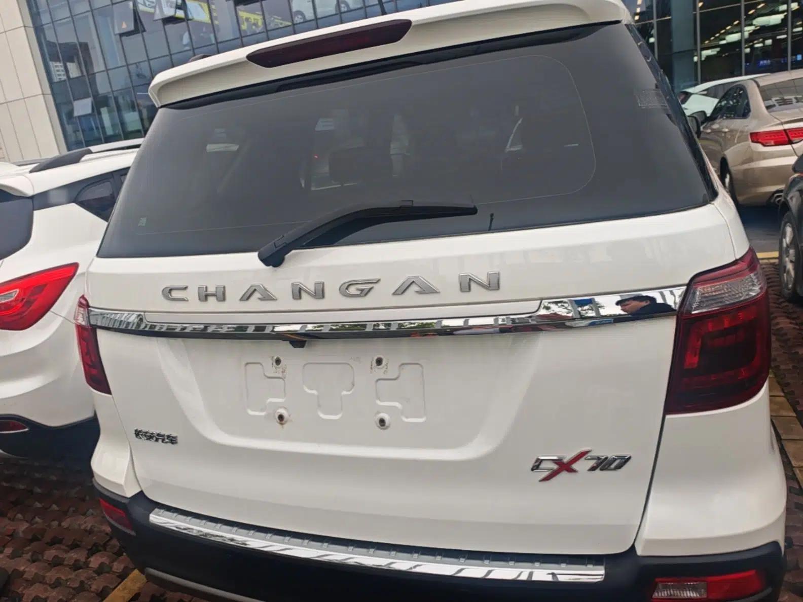 CHANGAN OSHAN CX70 2017 Facelifted CX70T 1.5T Automatic Zunqing Edition — миниатюра 5