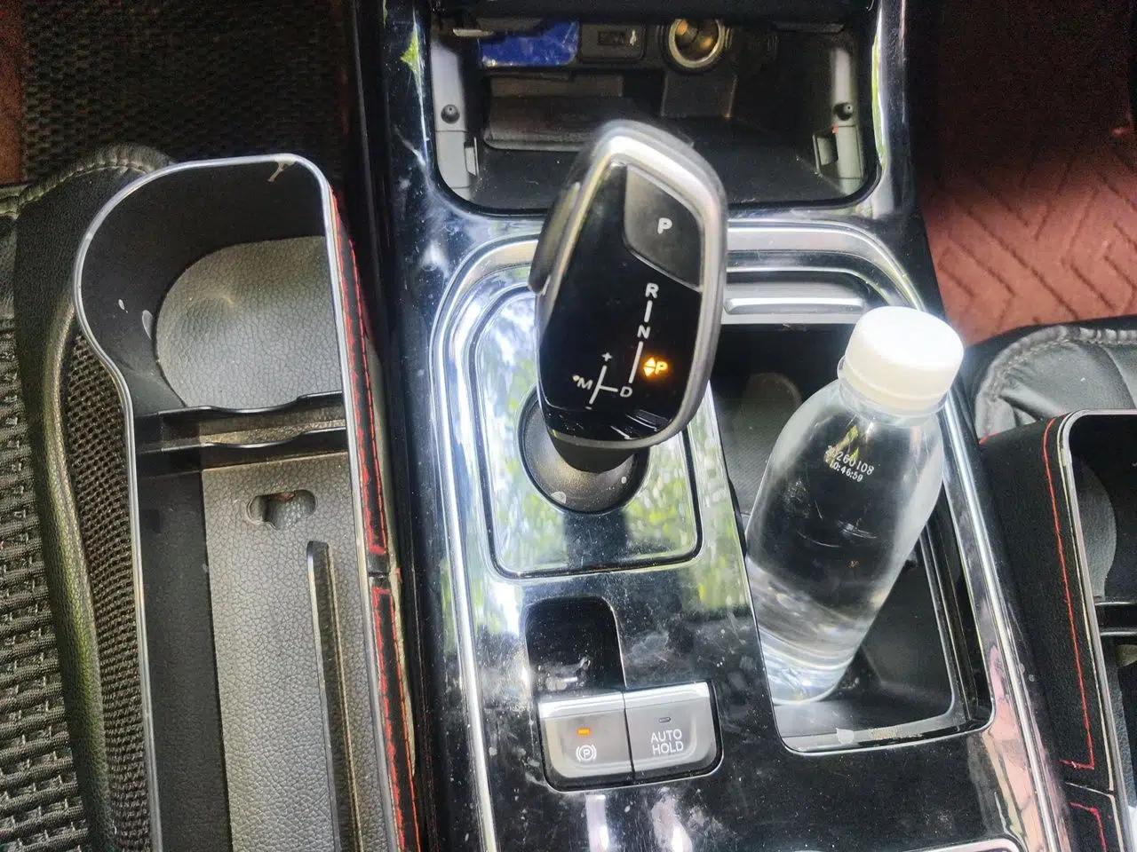 CHANGAN OSHAN COS1 2020 GT 2.0T Automatic Fashionable Smart Connectivity 7-Seater — миниатюра 15