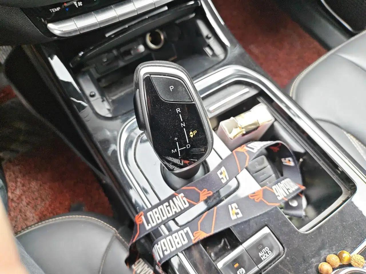 CHANGAN OSHAN COSPro 2021 GT 2.0T Automatic Pilot Model 7 Seats — миниатюра 15