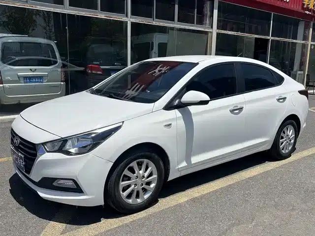 2016 Hyundai Verna 1.4L Automatic GLS (Cool Edition)