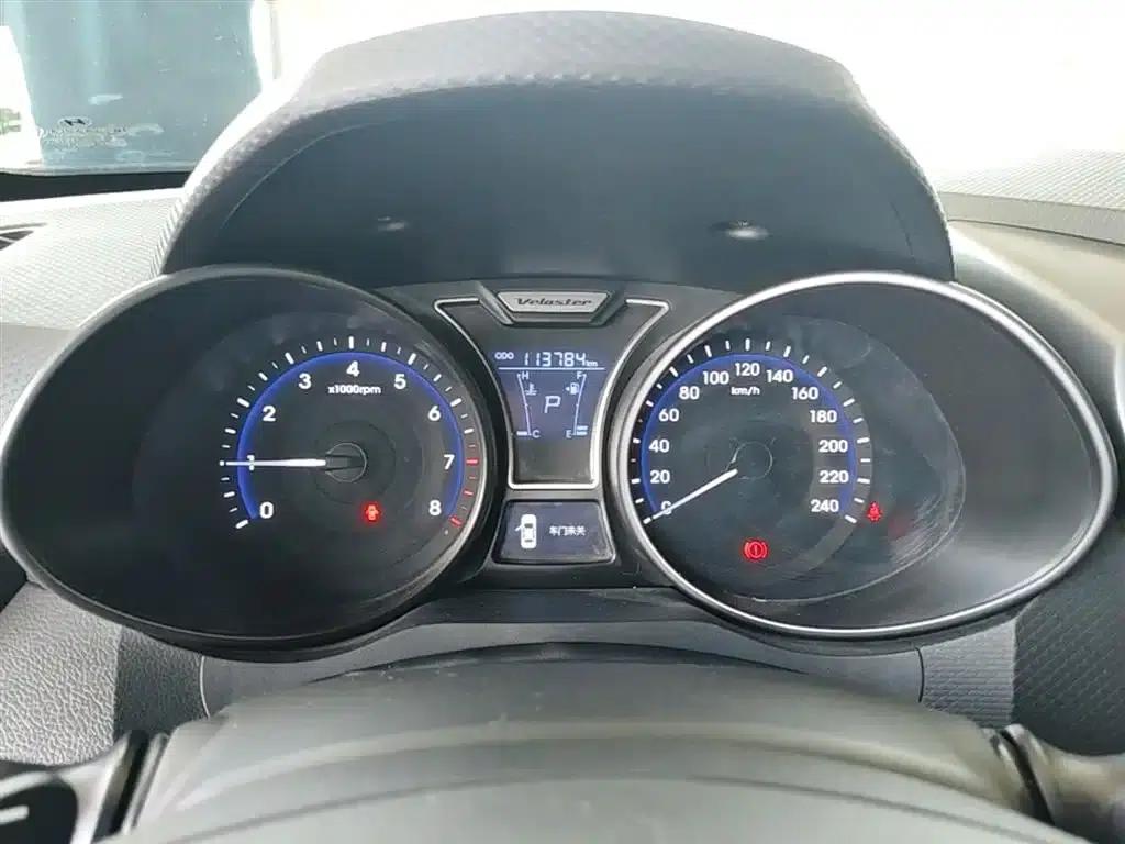Veloster 2012 1.6T Automatic Luxury Edition — миниатюра 12