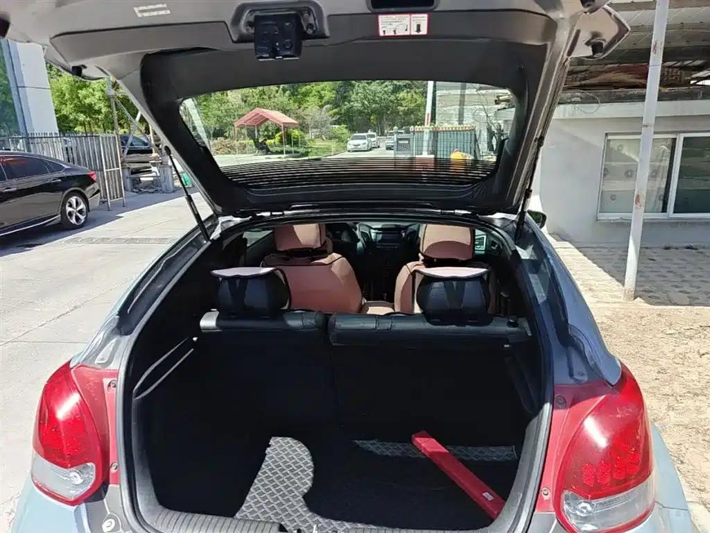 Veloster 2012 1.6T Automatic Luxury Edition — миниатюра 19
