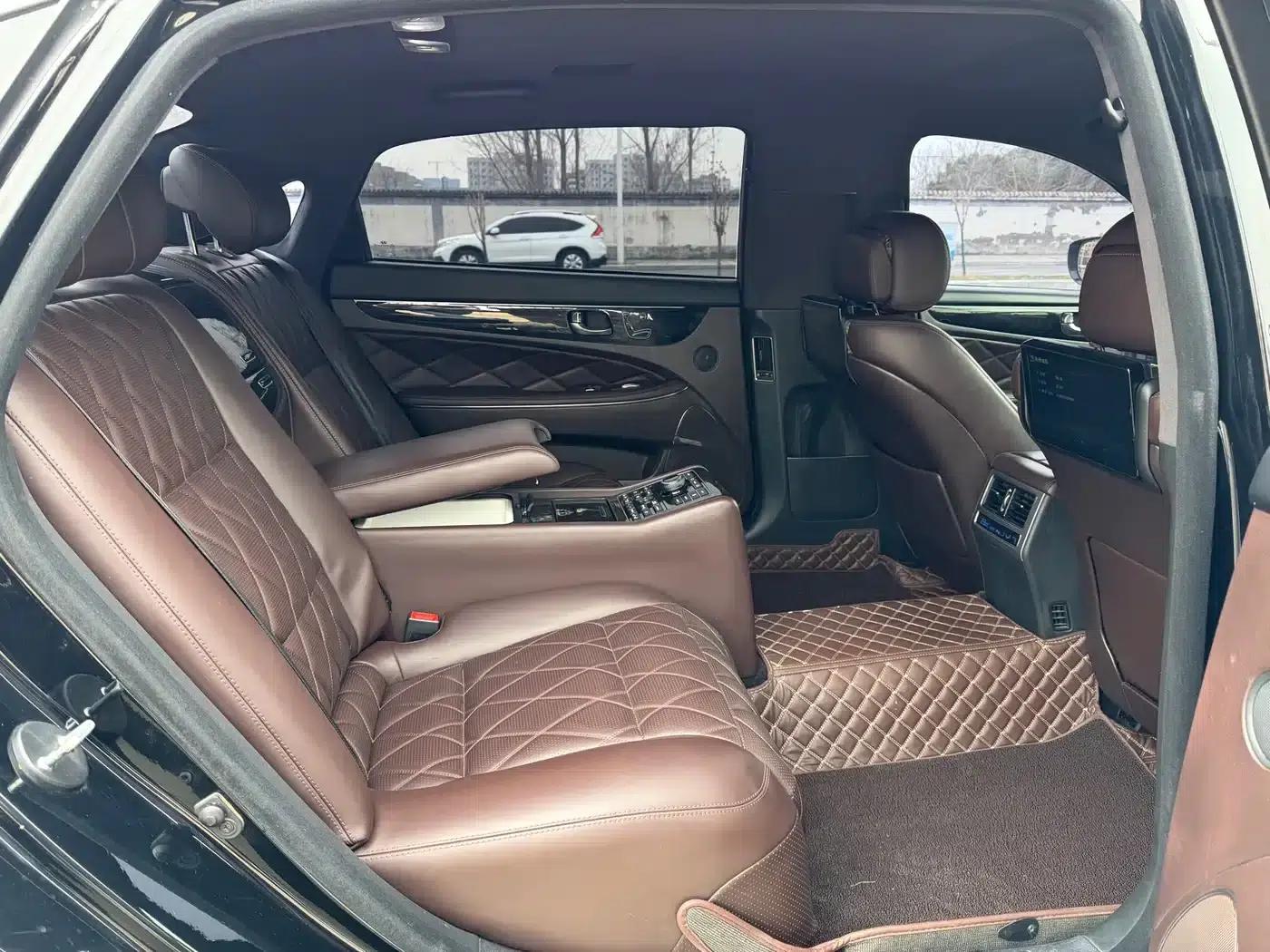 Equus 2014 5.0 GDi Extended Flagship Edition — миниатюра 3