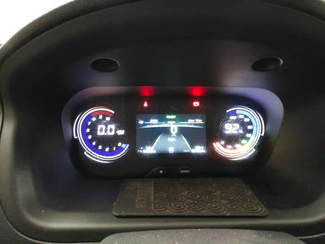 CHANGAN KAICHENG Ruixing EM60 2022 Pure Electric Van 4498 mm Long Flat Roof with Rear-Hinged Doors 2 Seats 60 kW 41.86 kWh — миниатюра 12