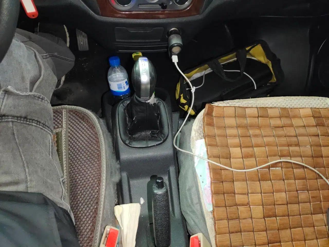 CHANGAN KAICHENG Ruixing EM60 2022 Pure Electric Van 4498 mm Long Flat Roof with Rear-Hinged Doors 2 Seats 60 kW 41.86 kWh — миниатюра 15