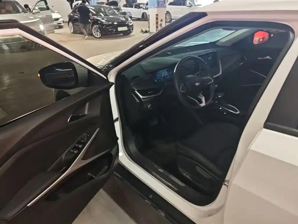 Chevrolet Menlo 2022 Star Plus Edition — миниатюра 16