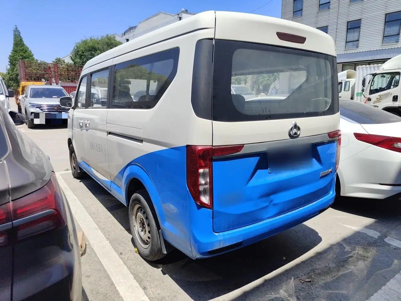 CHANGAN KUAYUE Xing V5 2022 1.5L Enjoyment Model 5-7 Seater Passenger Vehicle JL473QH — миниатюра 4