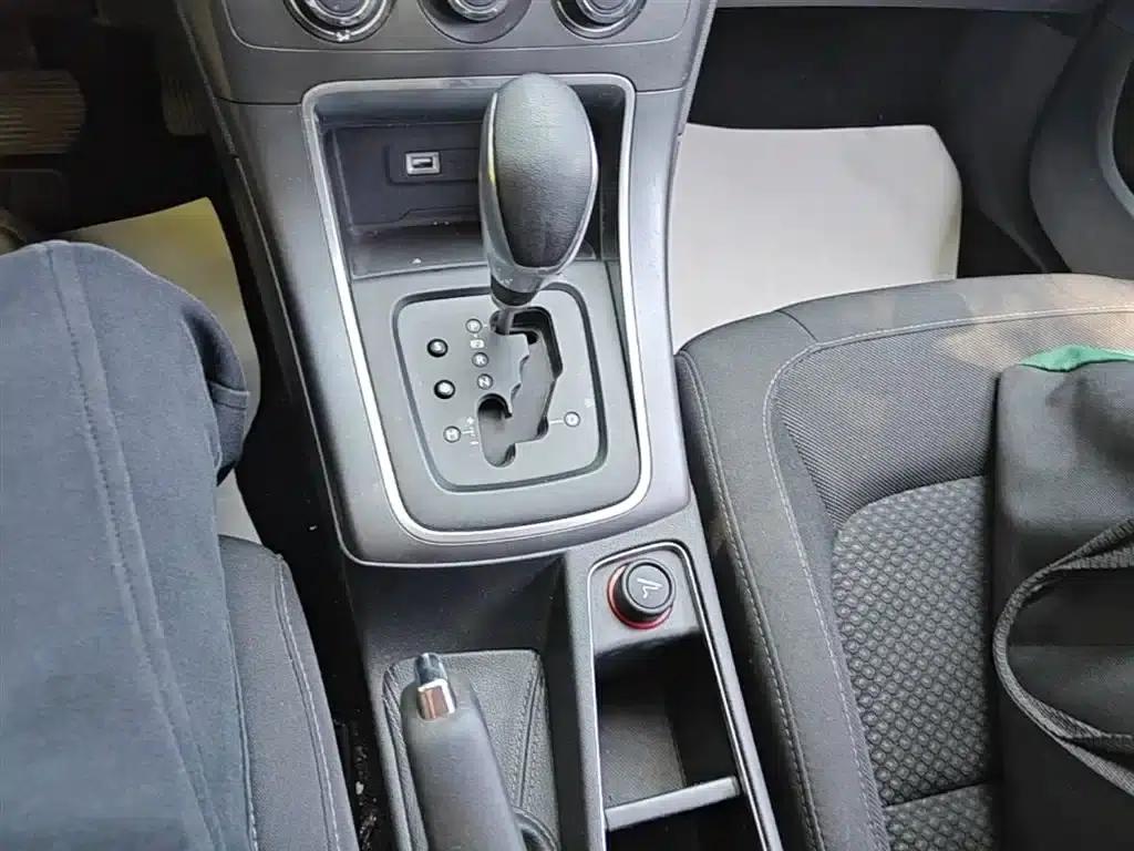 Citroën C4 Sega 2016 1.6L Automatic Comfort Model — миниатюра 14