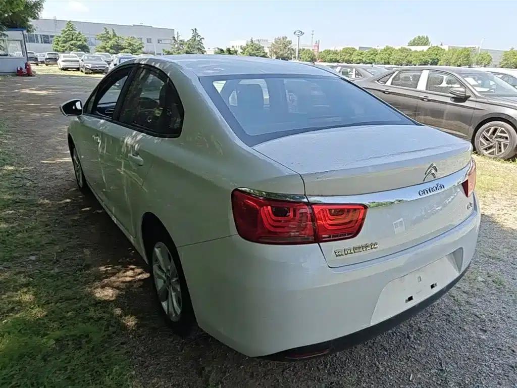 Citroën C4 Sega 2016 1.6L Automatic Comfort Model — миниатюра 5