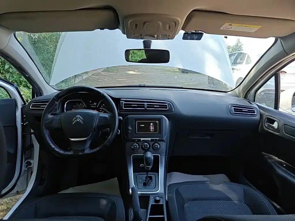 Citroën C4 Sega 2016 1.6L Automatic Comfort Model — миниатюра 10