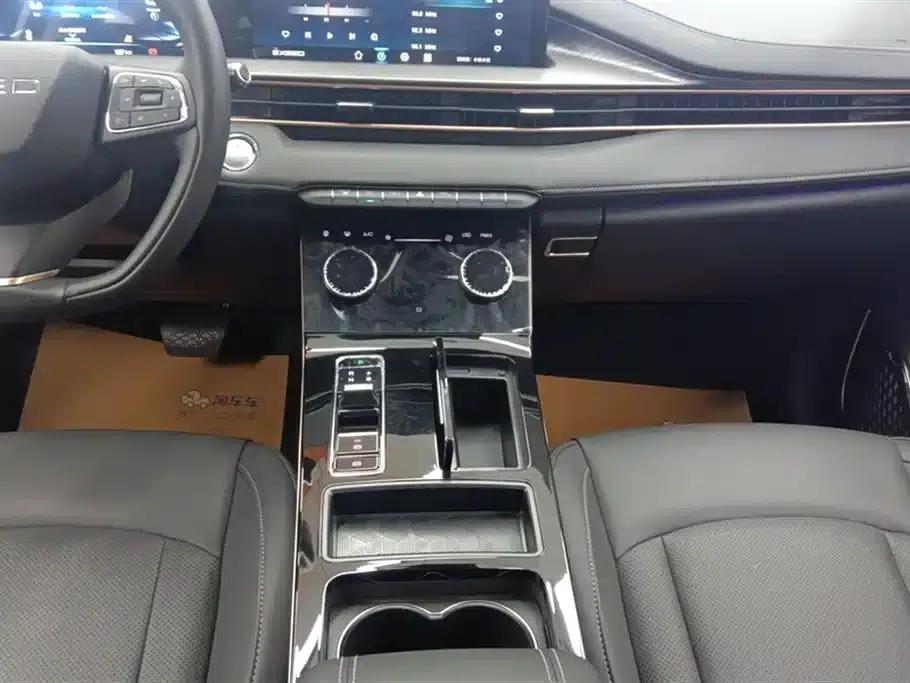 Exeed C-DM 2022 1.5TCI-DHT 105KM Wind Chaser Edition — миниатюра 16
