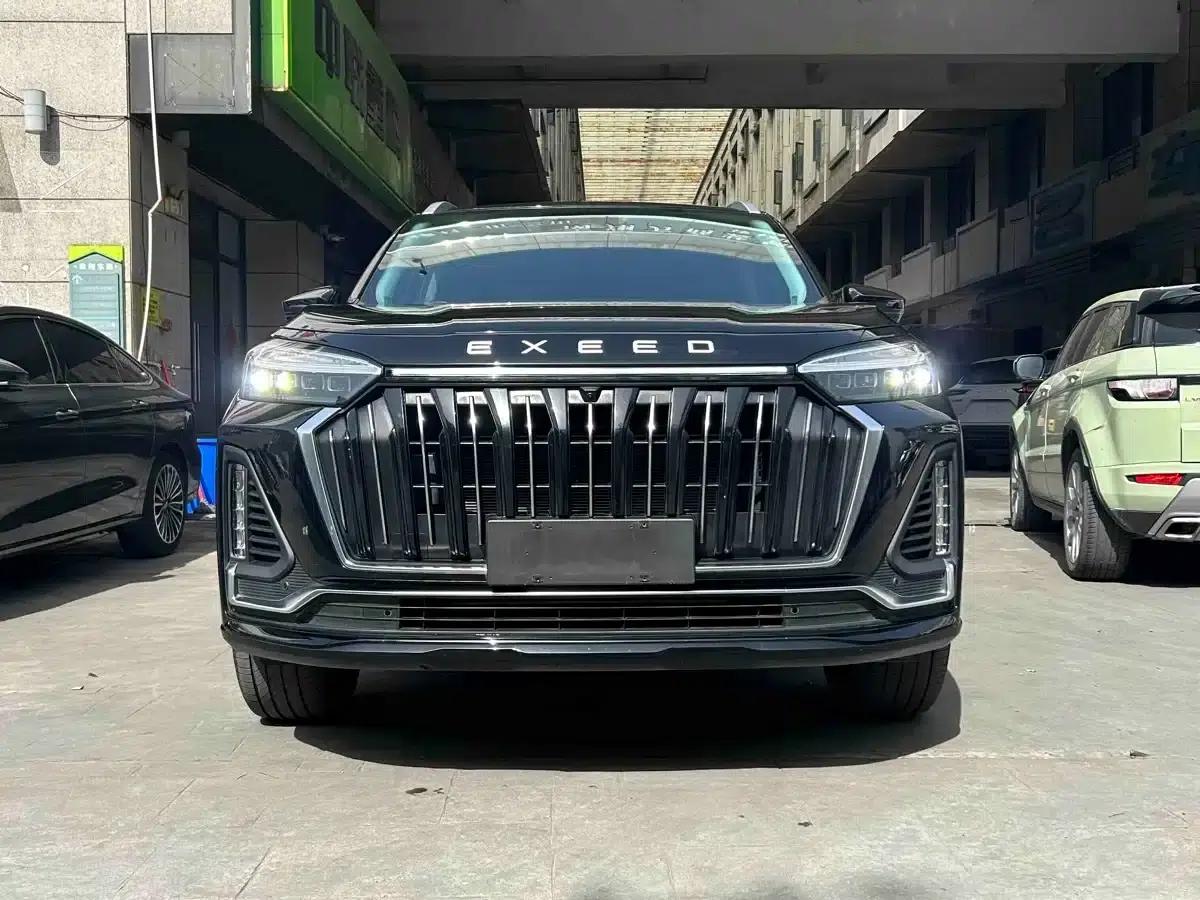 Starlight Moon 2023 400T AWD Star Supreme Edition 6-seater — миниатюра 2