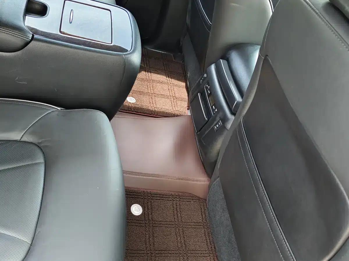 2011 Infiniti QX56 — миниатюра 25