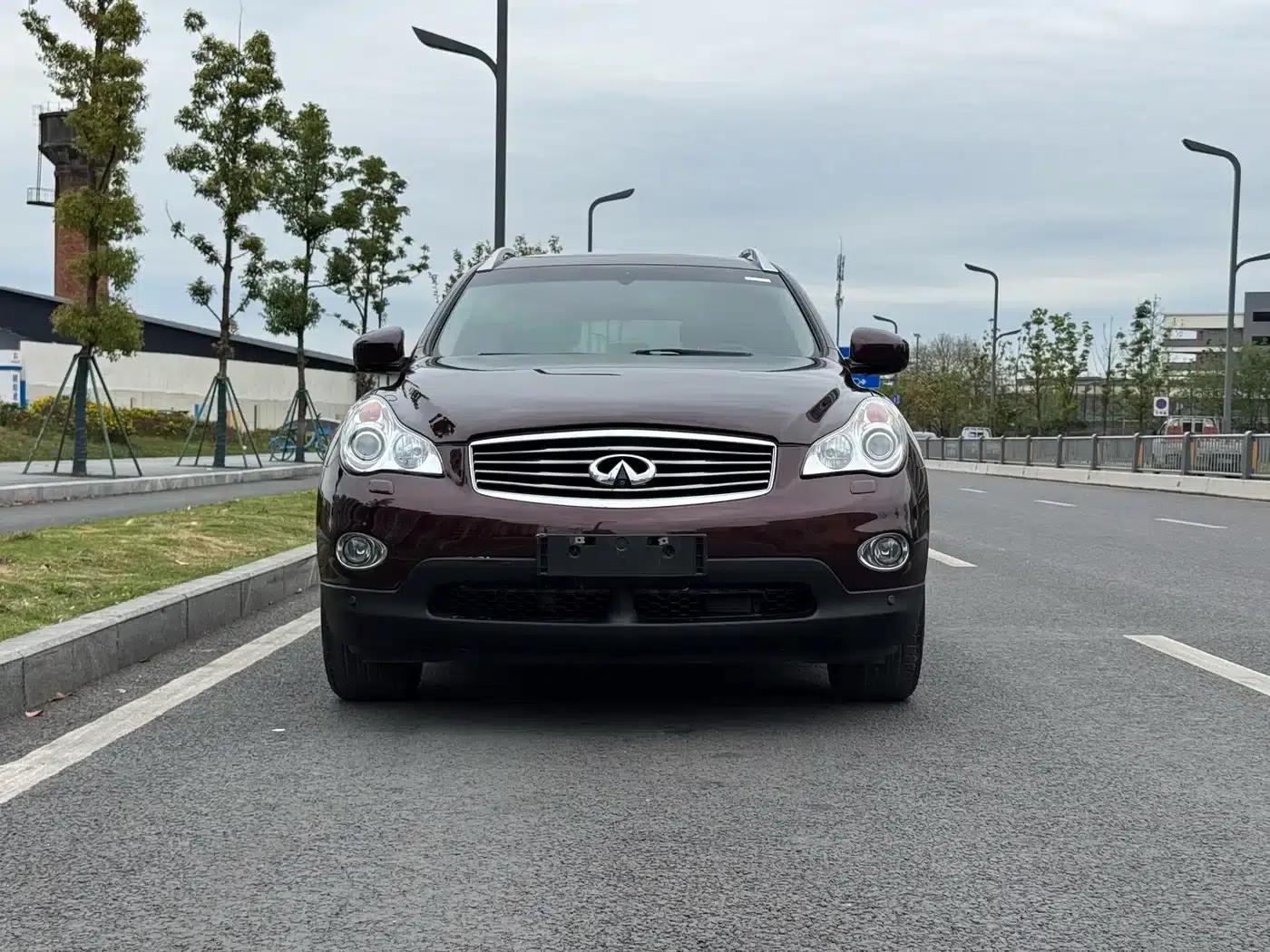 Infiniti EX 2011 EX25 Premium Edition — миниатюра 2