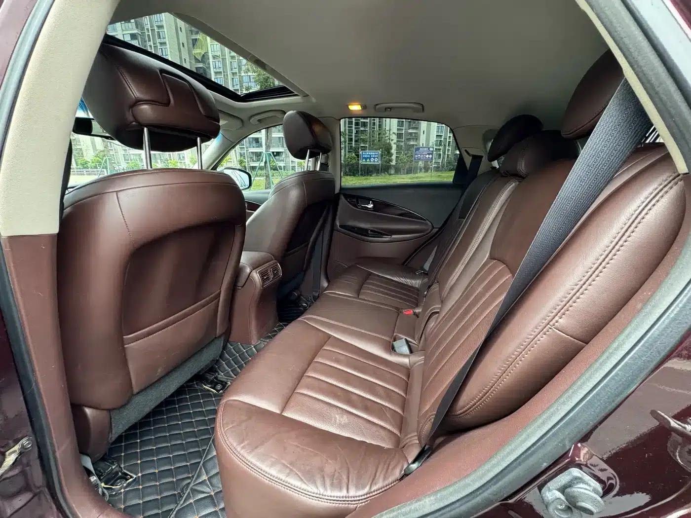 Infiniti EX 2011 EX25 Premium Edition — миниатюра 9