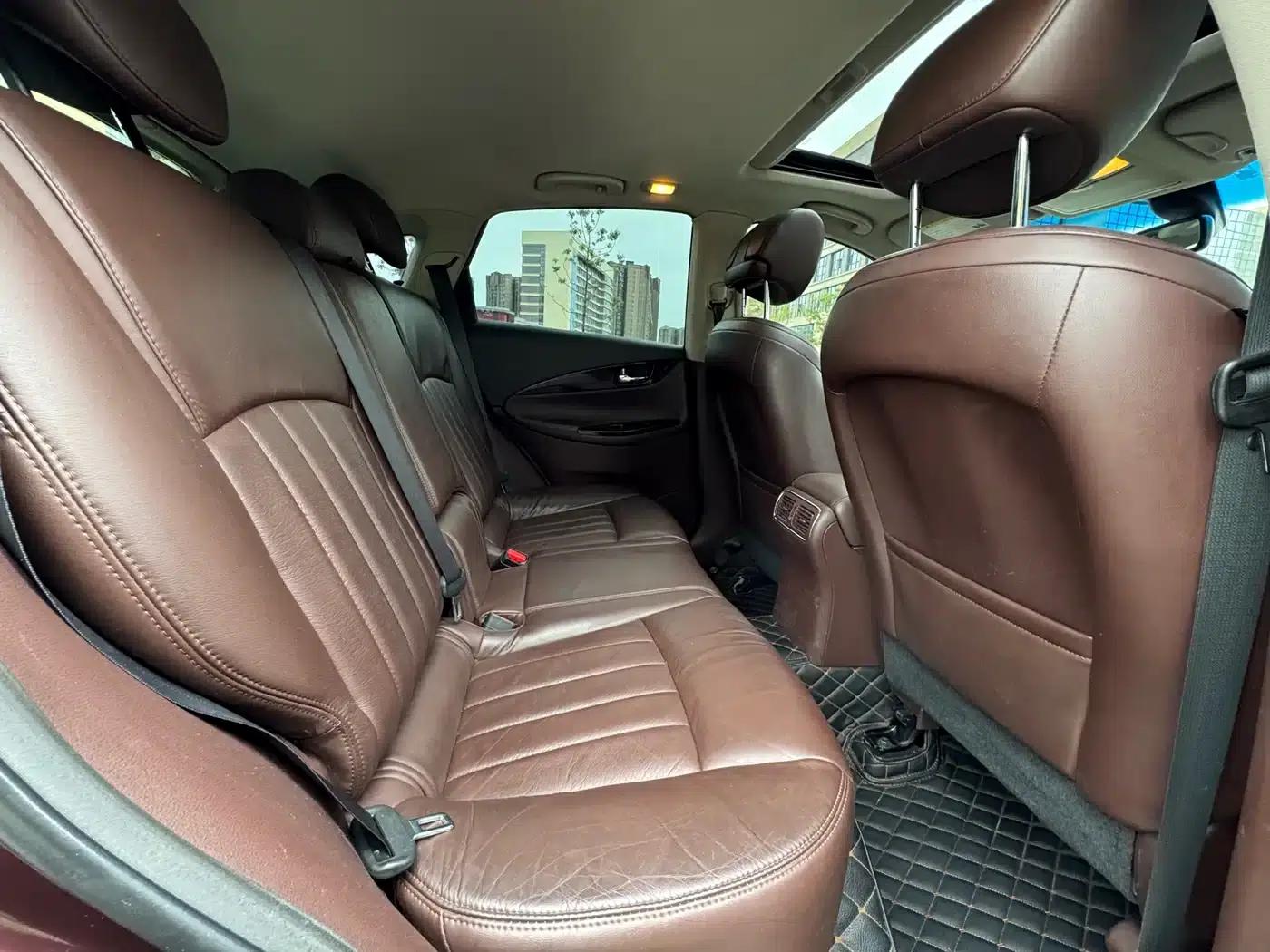 Infiniti EX 2011 EX25 Premium Edition — миниатюра 10