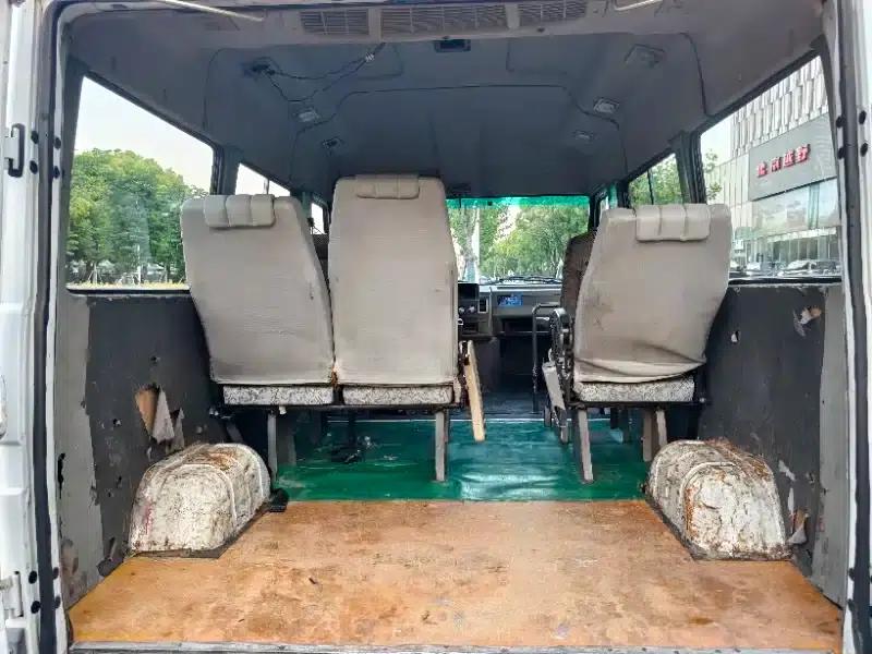 Iveco DeYi 2014 Model 2.8T-V35 NJ5044XXYQ3A43S4 — миниатюра 10
