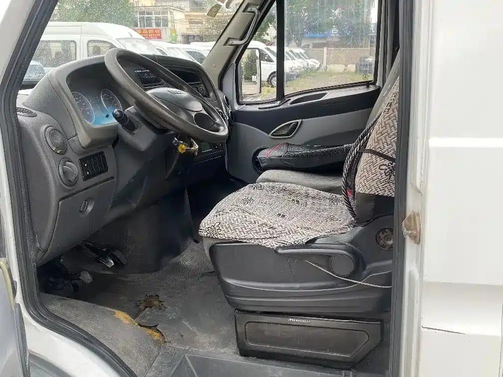 Iveco Baodi 2017 2.5T Premium A37 Bus with Mid-Roof, 6-7 Seats, 47Z5 — миниатюра 5
