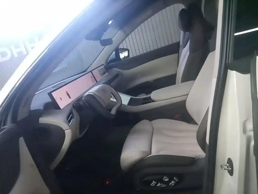 2024 Smart LS7 100kWh Max Lux Rear-Wheel Drive Edition — миниатюра 15