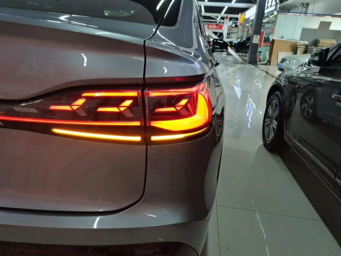 Volkswagen Tiguan X 2022 330TSI Two-Wheel-Drive Flagship Edition — миниатюра 7