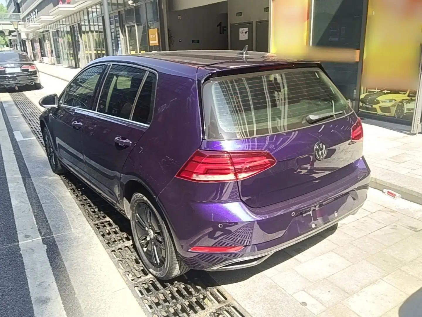 Volkswagen Golf Pure Electric 2020 Chari — миниатюра 7