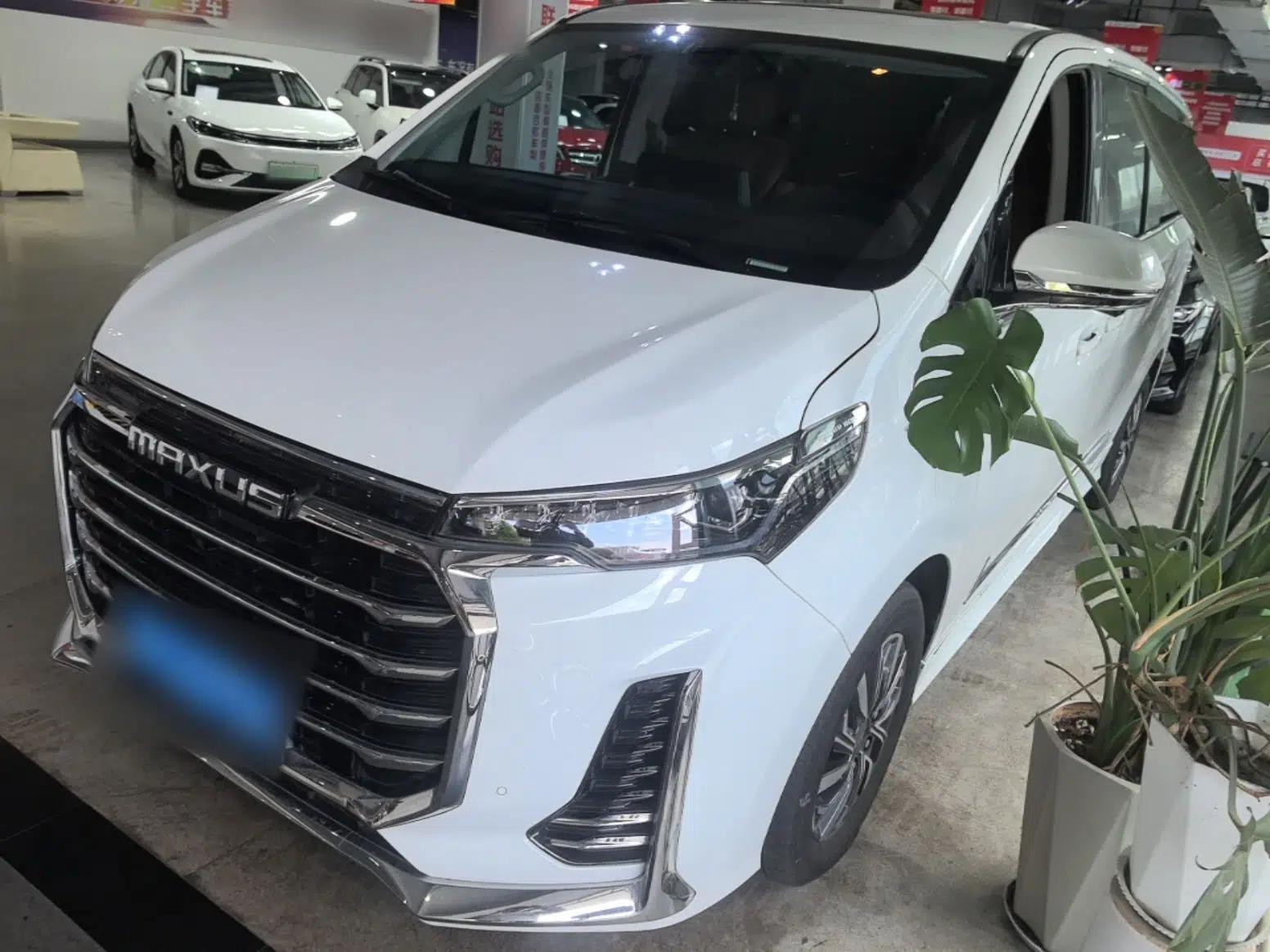 SAIC MAXUS G20 2021 Facelifted PLUS 2.0T Gasoline Automatic Luxury Edition — миниатюра 1