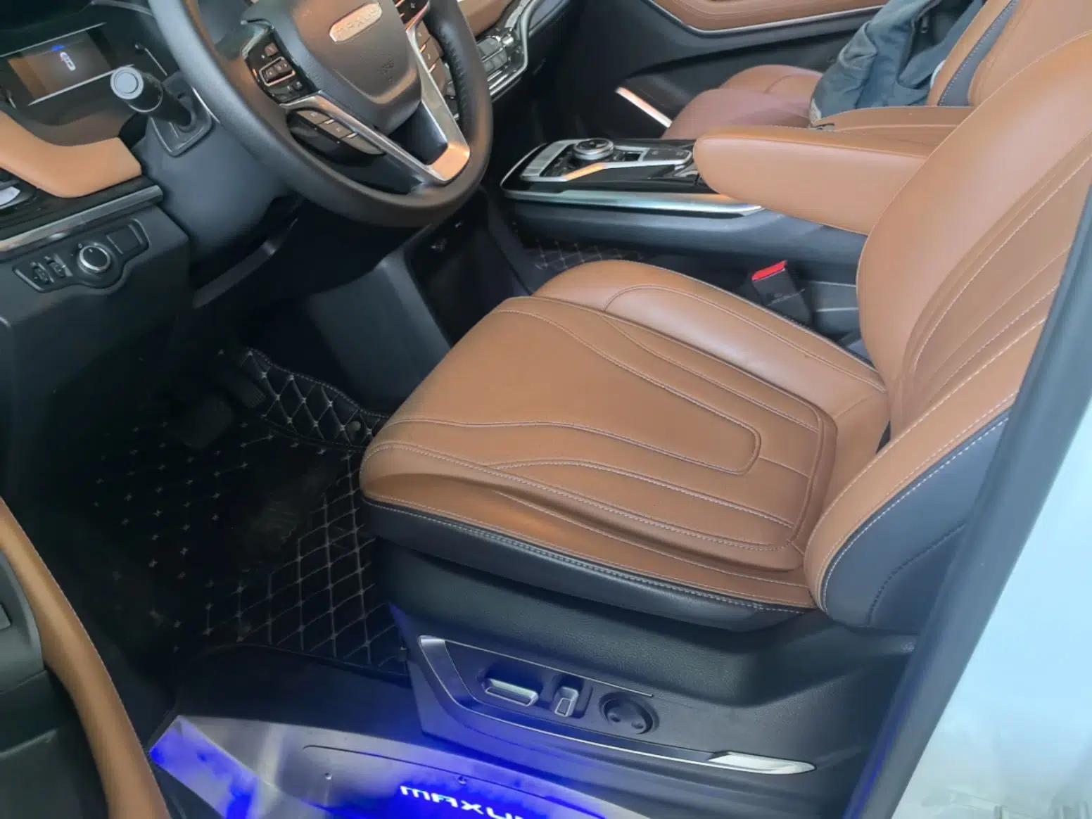 SAIC MAXUS G20 2021 Facelifted PLUS 2.0T Gasoline Automatic Luxury Edition — миниатюра 18