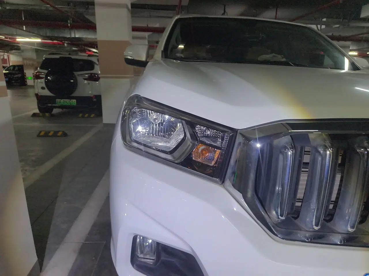 SAIC MAXUS T60 2019 2.0T Gasoline Automatic Two-Wheel Drive High-Profile Elite Version Standard Cabin China VI Standard — миниатюра 7