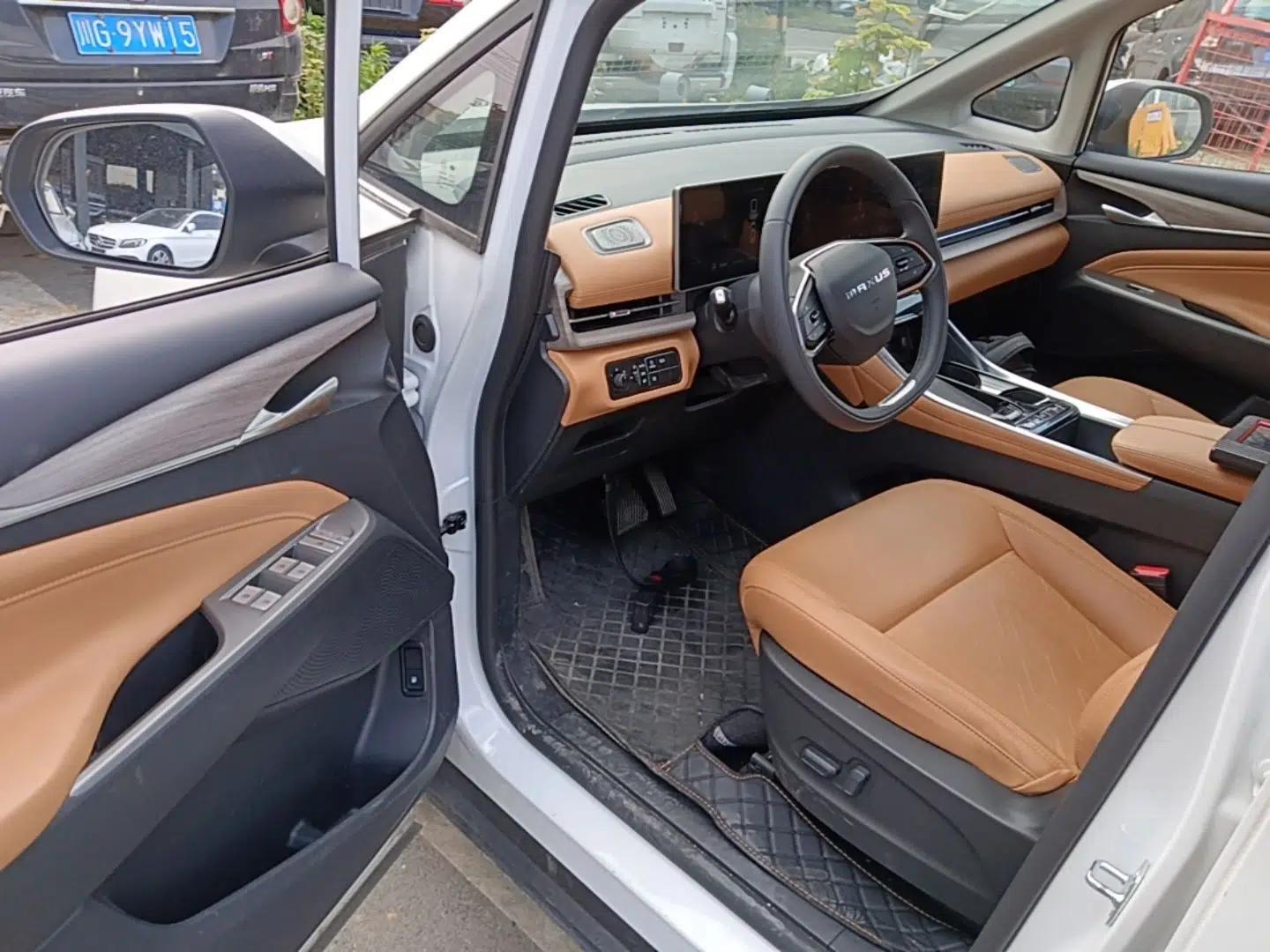 SAIC MAXUS G50 PHEV 2025 Leading Edition — миниатюра 18