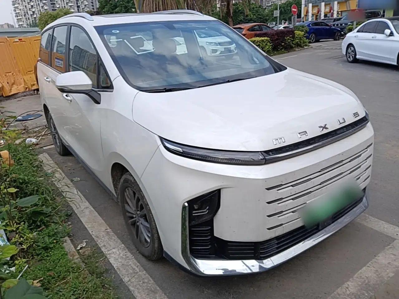 SAIC MAXUS G50 PHEV 2025 Leading Edition — миниатюра 6