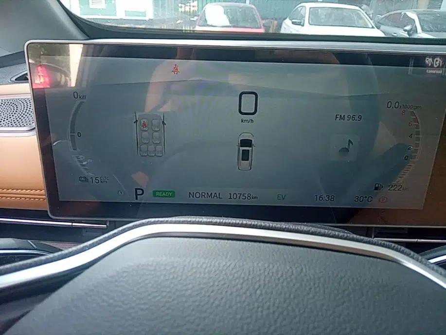 SAIC MAXUS G50 PHEV 2025 Leading Edition — миниатюра 14