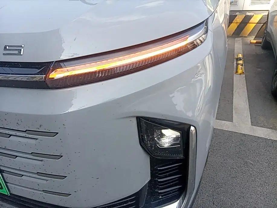 SAIC MAXUS G50 PHEV 2025 Leading Edition — миниатюра 5
