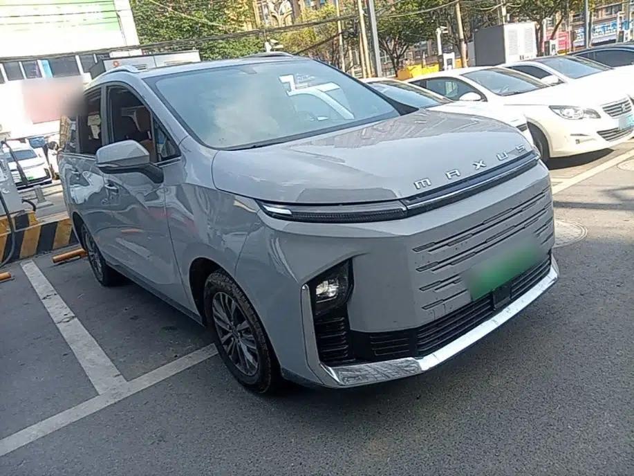 SAIC MAXUS G50 PHEV 2025 Leading Edition — миниатюра 6
