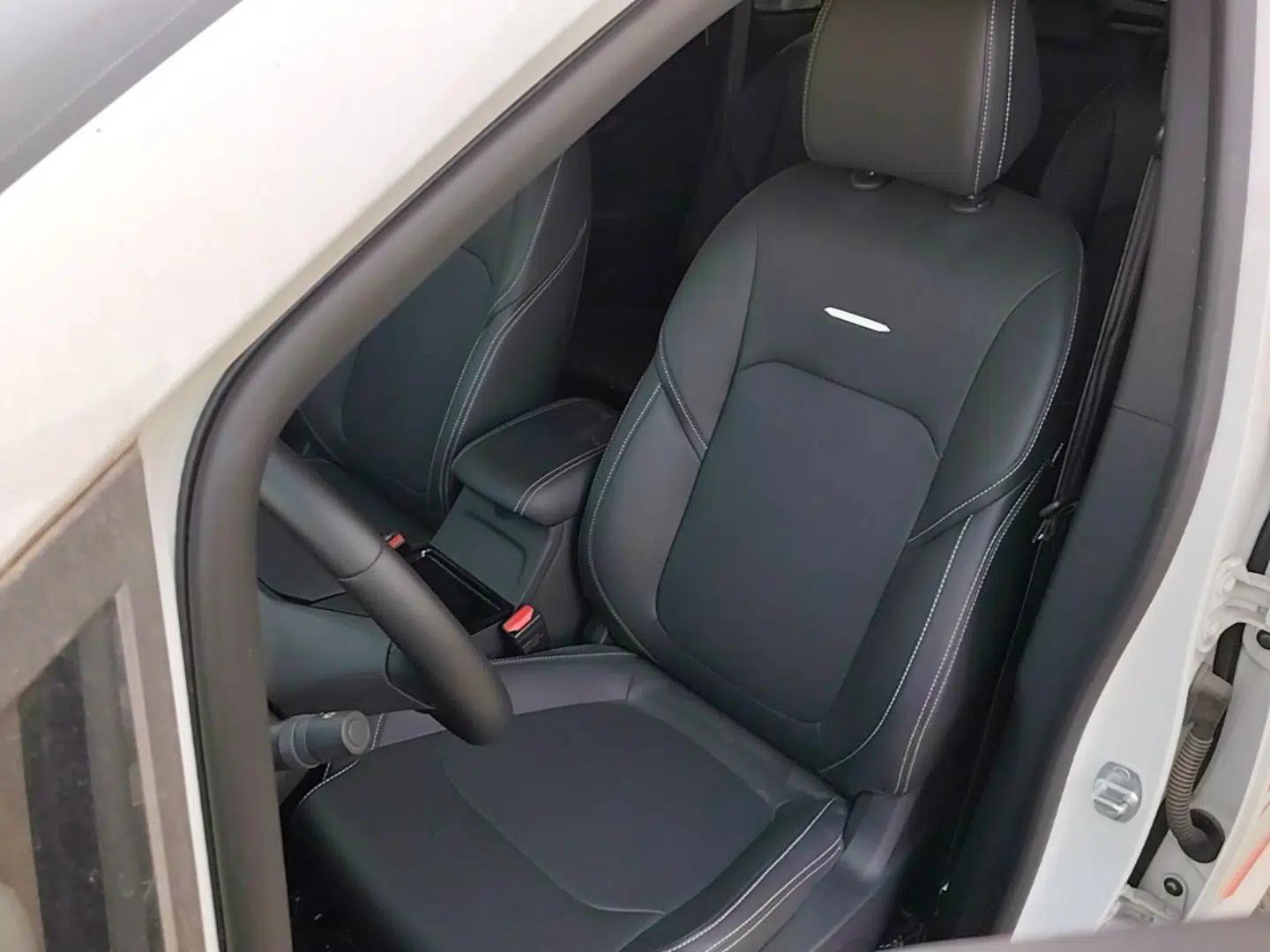 SAIC MAXUS Dajia 5 2024 Restyled 1.3T Plug-in Enjoyment Version 7 Seats — миниатюра 18
