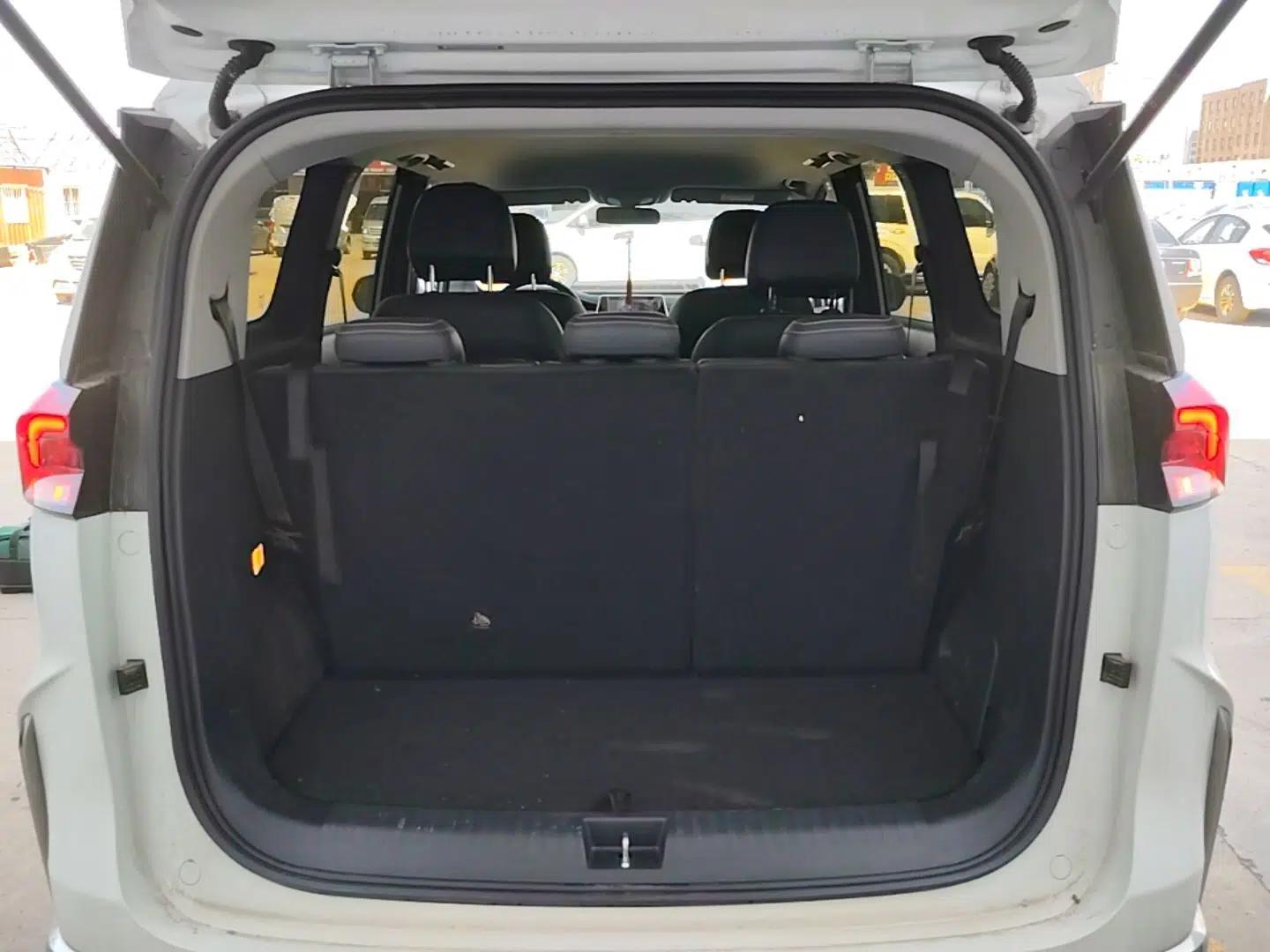 SAIC MAXUS Dajia 5 2024 Restyled 1.3T Plug-in Enjoyment Version 7 Seats — миниатюра 22
